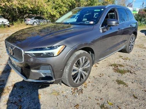 2022 Volvo XC60 B6 Inscription