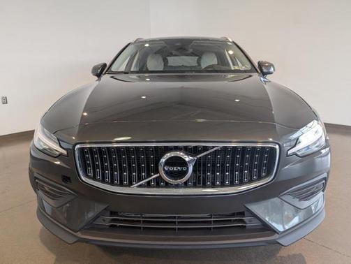 2020 Volvo V60 Cross Country T5