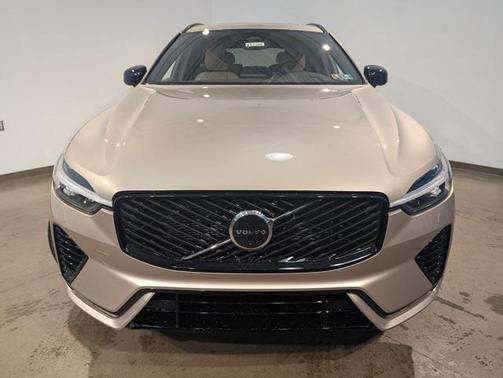 2026 Volvo XC60 Plug-In Hybrid T8 Plus