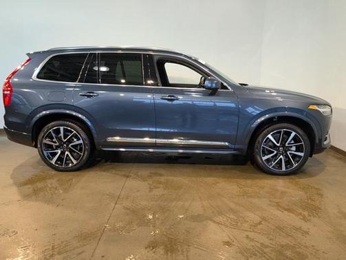 2024 Volvo XC90 B6 Plus Bright Theme 6-Seater