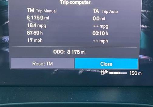 2023 Volvo XC40 B5 Plus Bright Theme