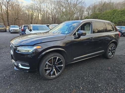 2023 Volvo XC90 B6 Plus 7-Seater