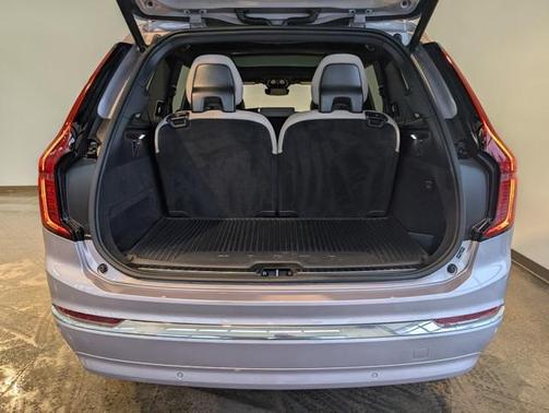 2026 Volvo XC90 Core, B5 AWD Gas (mild hybrid), Gasoline, Bright, 7 Seats