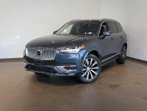 2024 Volvo XC90 B5 Plus Bright Theme