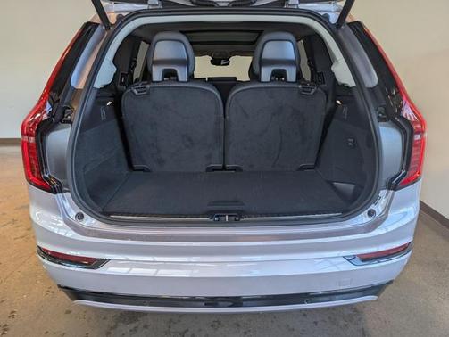2026 Volvo XC90 B6 Ultra Dark Theme 7-Seater