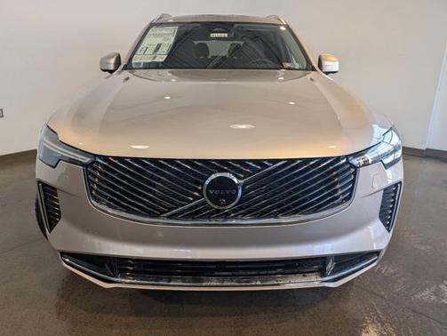 2026 Volvo XC90 Plus, B6 AWD Gas (mild hybrid), Gasoline, Bright, 7 Seats