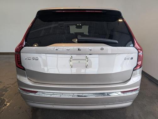 2026 Volvo XC90 Plus, B6 AWD Gas (mild hybrid), Gasoline, Bright, 7 Seats