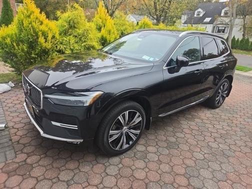 2022 Volvo XC60 B6 Inscription