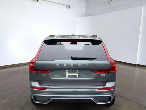 Forest Lake 2026 Volvo XC60 B5 Plus