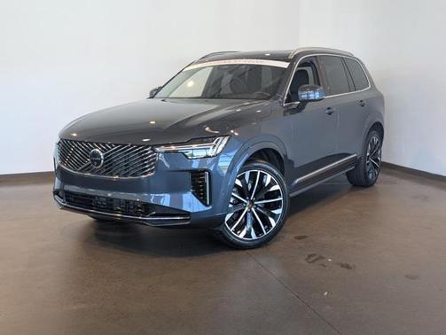 2025 Volvo XC90 B6 Plus 7-Seater