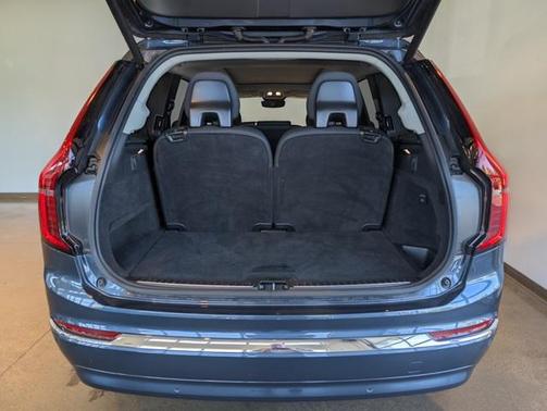 2025 Volvo XC90 B6 Plus 7-Seater