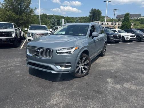 2023 Volvo XC90 Recharge Plug-In Hybrid T8 Plus Bright Theme 7-Seater