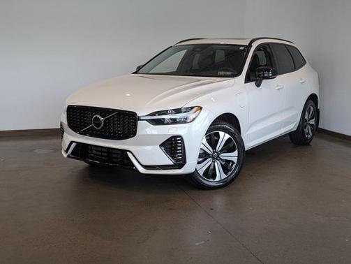 2025 Volvo XC60 Plug-In Hybrid T8 Core