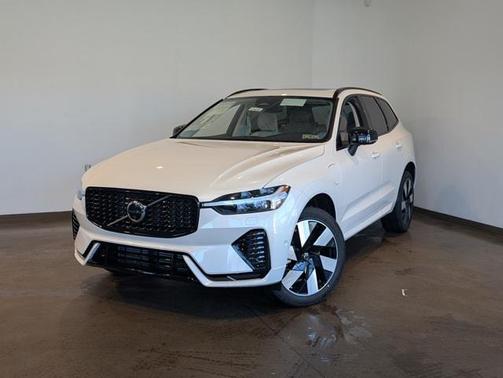 2025 Volvo XC60 Plug-In Hybrid T8 Plus