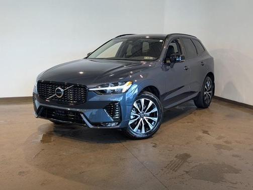 2025 Volvo XC60 B5 Core