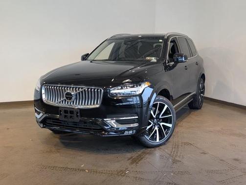 2024 Volvo XC90 B6 Plus Bright Theme 6-Seater