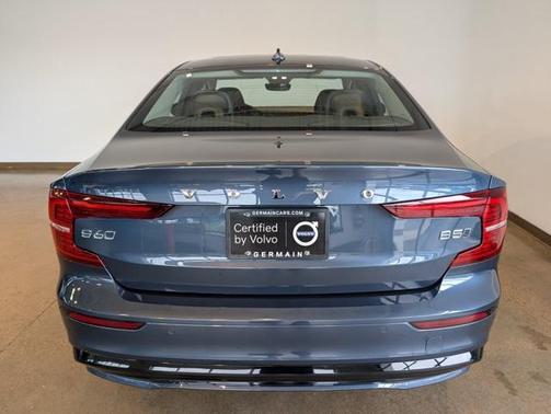2025 Volvo S60 B5 Core