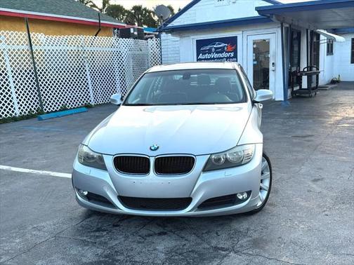 2011 BMW 328 328i