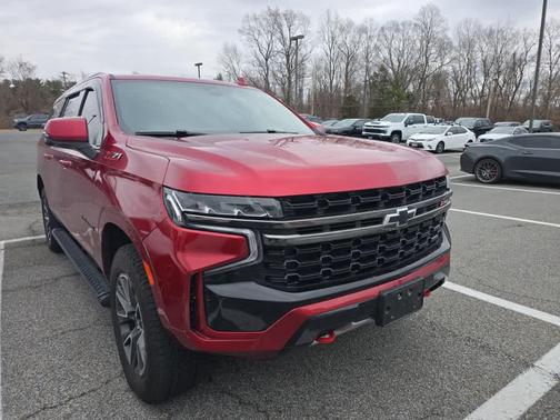 2022 Chevrolet Suburban 4WD Z71