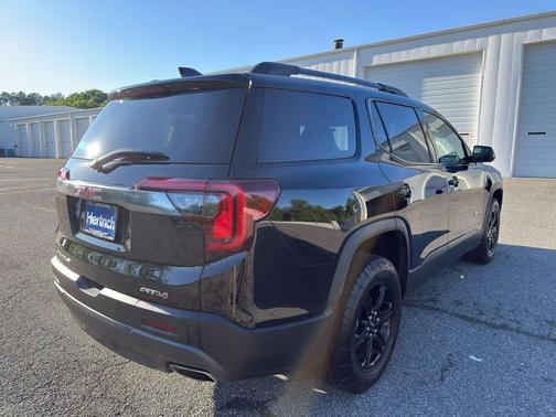 Ebony Twilight Metallic 2023 GMC Acadia AWD AT4