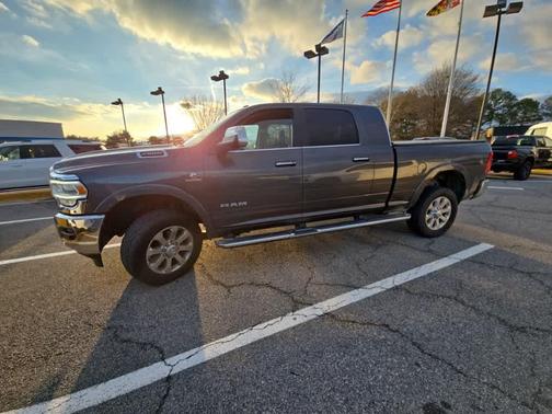 2022 RAM 2500 Laramie Mega Cab 4x4 6'4' Box
