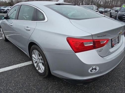 2017 Chevrolet Malibu 1LT