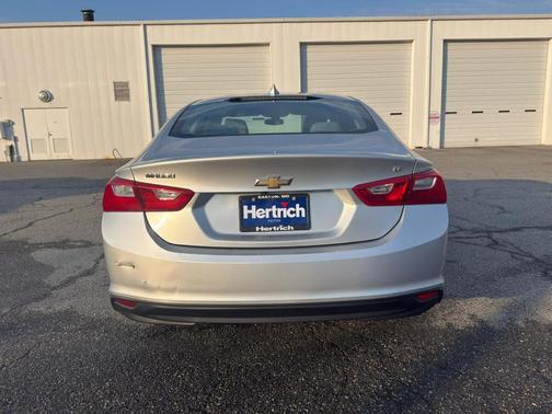 2017 Chevrolet Malibu 1LT