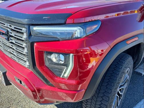 2024 GMC Canyon Denali