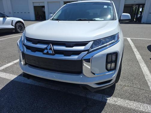 Pearl White 2020 Mitsubishi Outlander Sport 2.0 ES