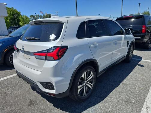 Pearl White 2020 Mitsubishi Outlander Sport 2.0 ES