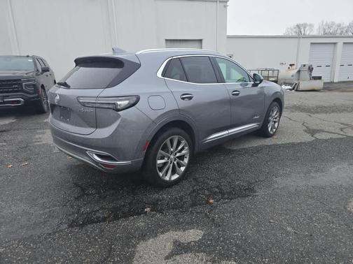 2022 Buick Envision FWD Avenir