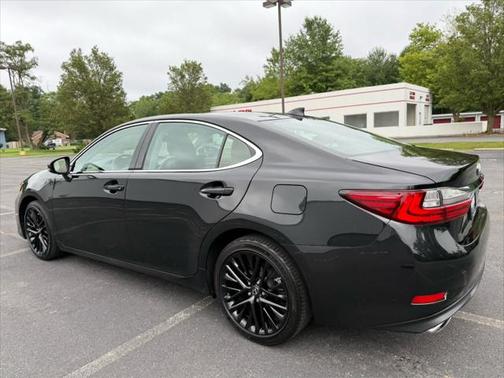 2017 Lexus ES 350 Base