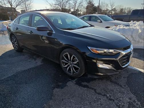 2022 Chevrolet Malibu FWD RS