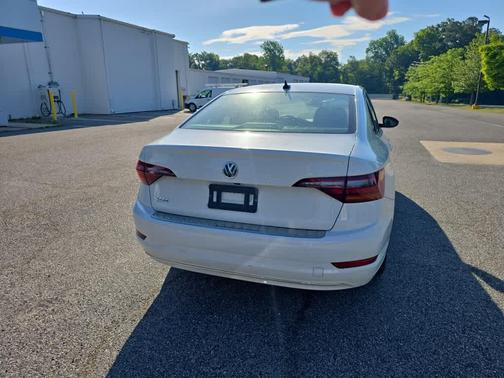 White 2019 Volkswagen Jetta 1.4T SEL