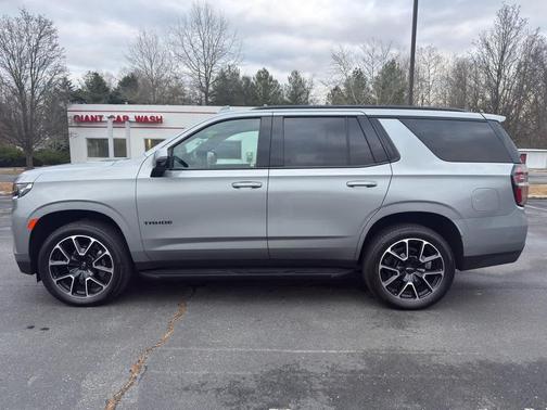 2024 Chevrolet Tahoe 4WD RST