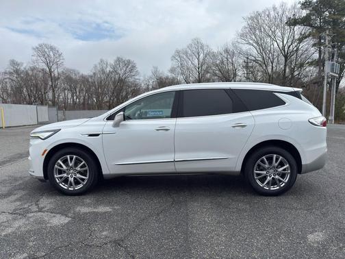 2023 Buick Enclave Premium FWD