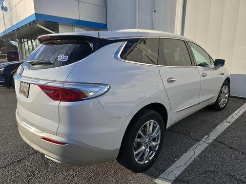 2023 Buick Enclave Premium FWD
