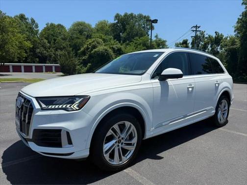 2023 Audi Q7 55 Premium Plus