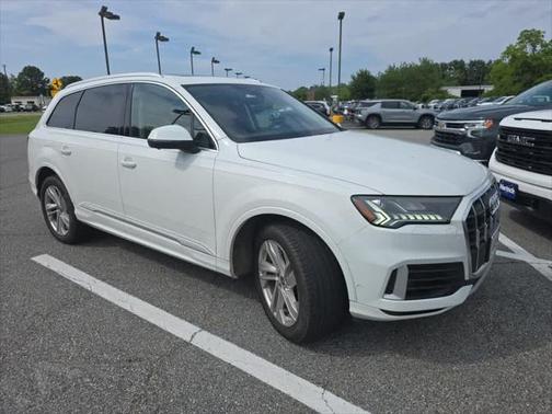 2023 Audi Q7 55 Premium Plus