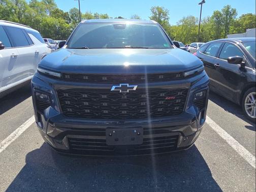 Lakeshore Blue Metallic 2024 Chevrolet Traverse RS