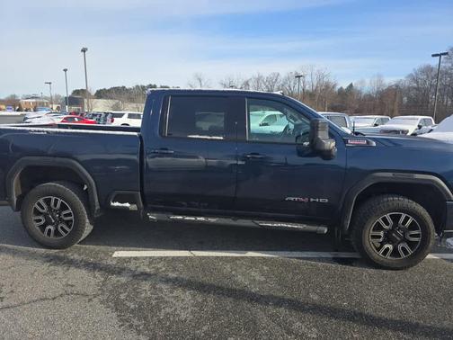 2023 GMC Sierra 2500 AT4