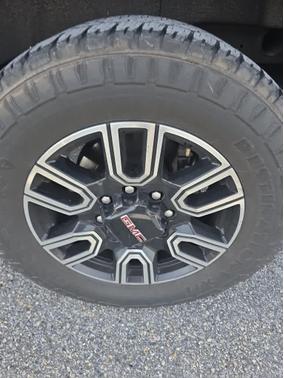 2023 GMC Sierra 2500 AT4