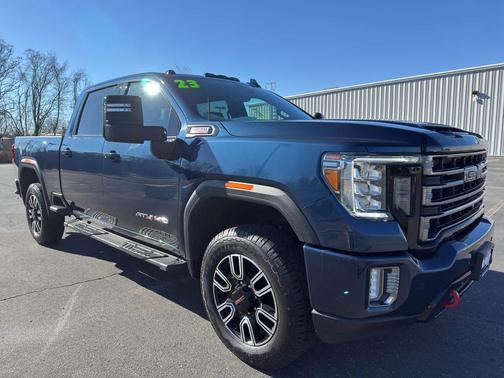 2023 GMC Sierra 2500 AT4
