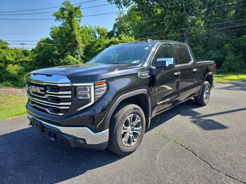Onyx Black 2025 GMC Sierra 1500 SLT