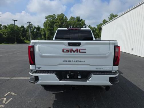 2025 GMC Sierra 2500 Denali