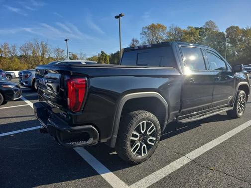 2022 GMC Sierra 1500 AT4
