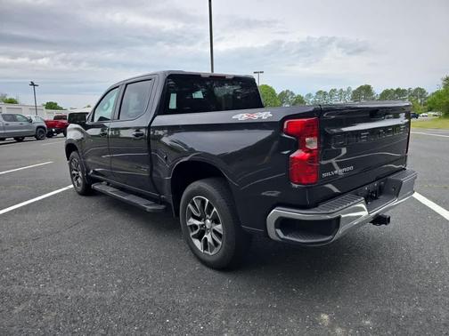 Dark Ash Metallic 2023 Chevrolet Silverado 1500 LT