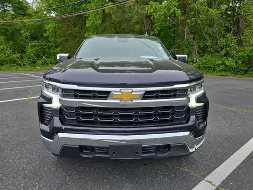 Dark Ash Metallic 2023 Chevrolet Silverado 1500 LT