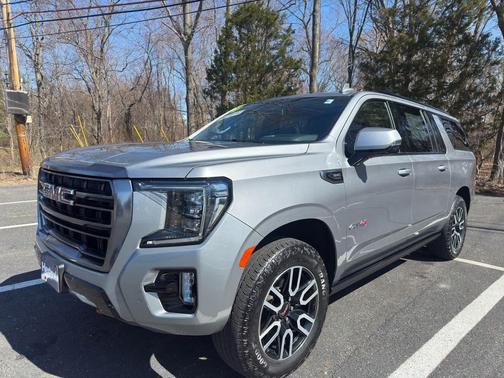 2024 GMC Yukon XL 4WD AT4