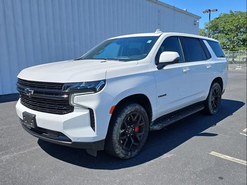 2023 Chevrolet Tahoe 4WD RST